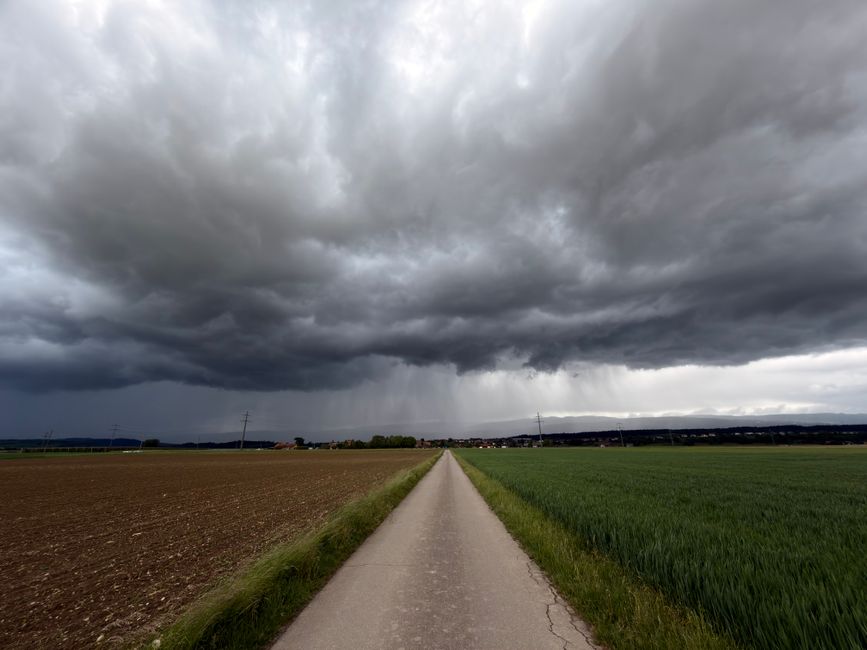 The Quiet Power of Weather in Short Fiction
